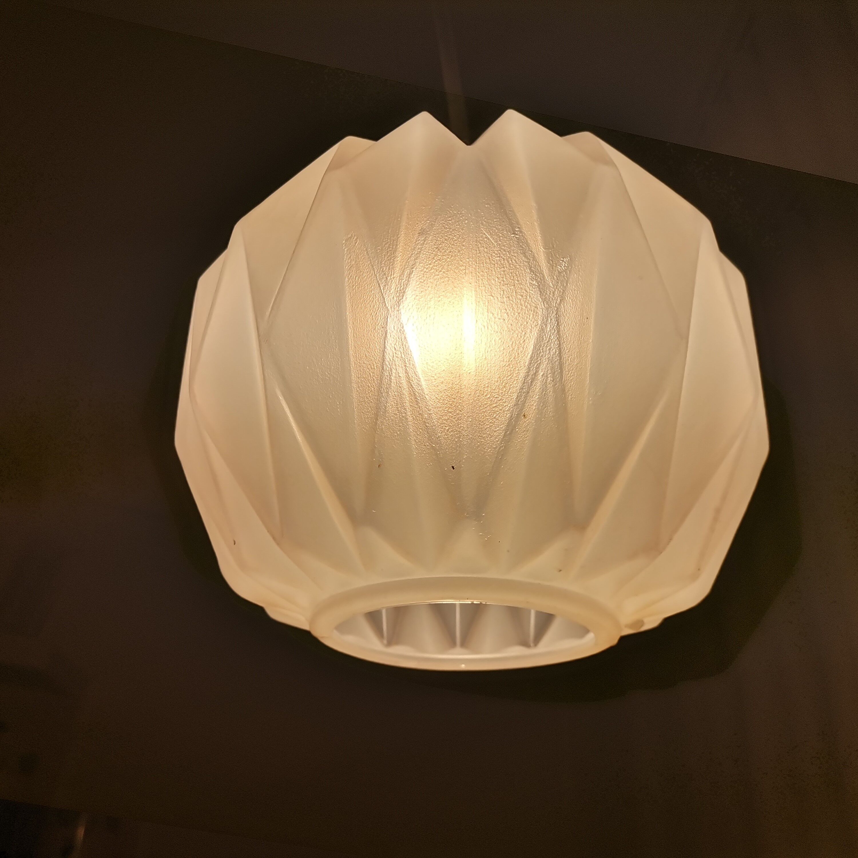 Small Origami pendant lamp 1960s LeKlint style