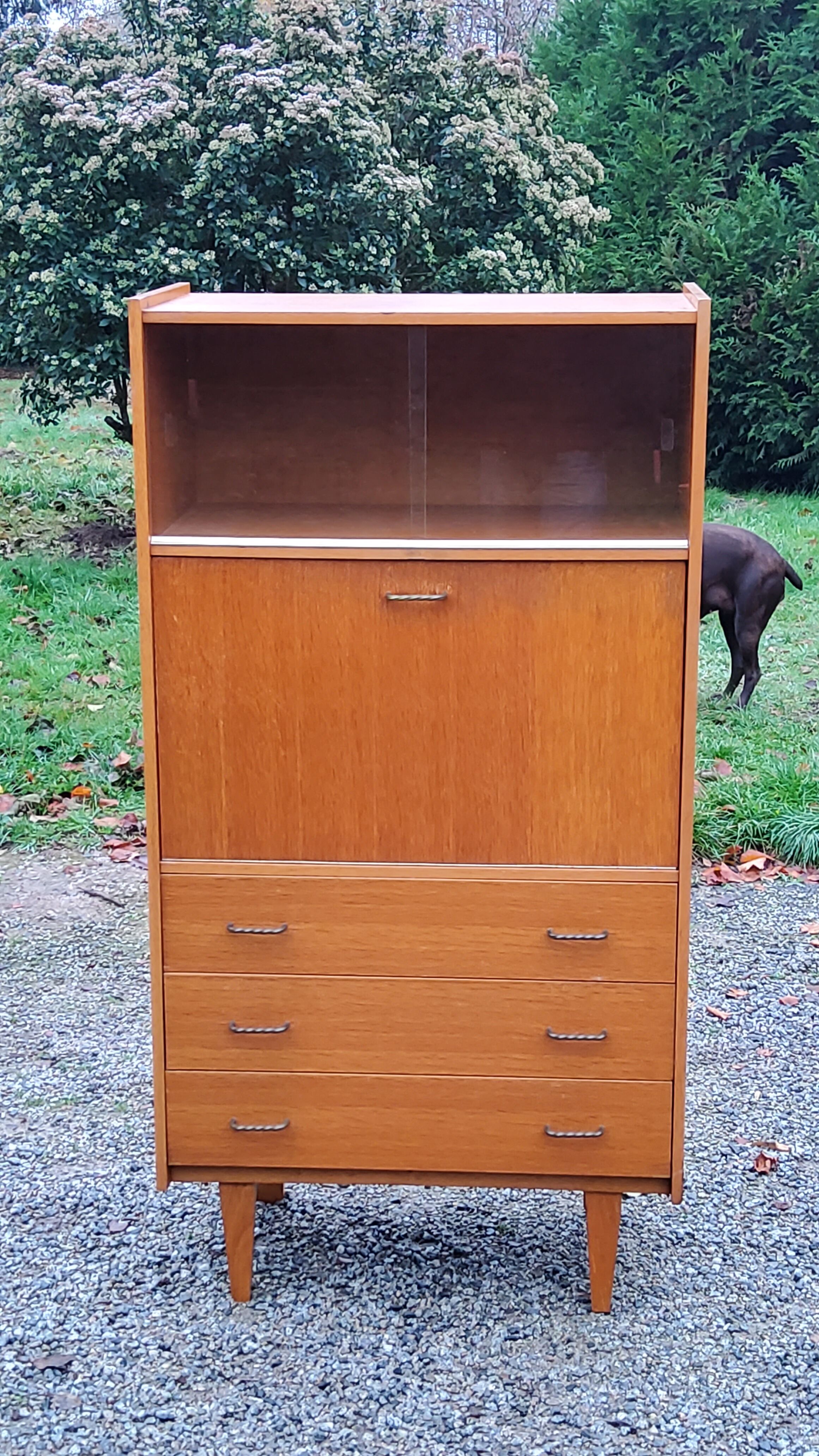 Writing desk of the 50