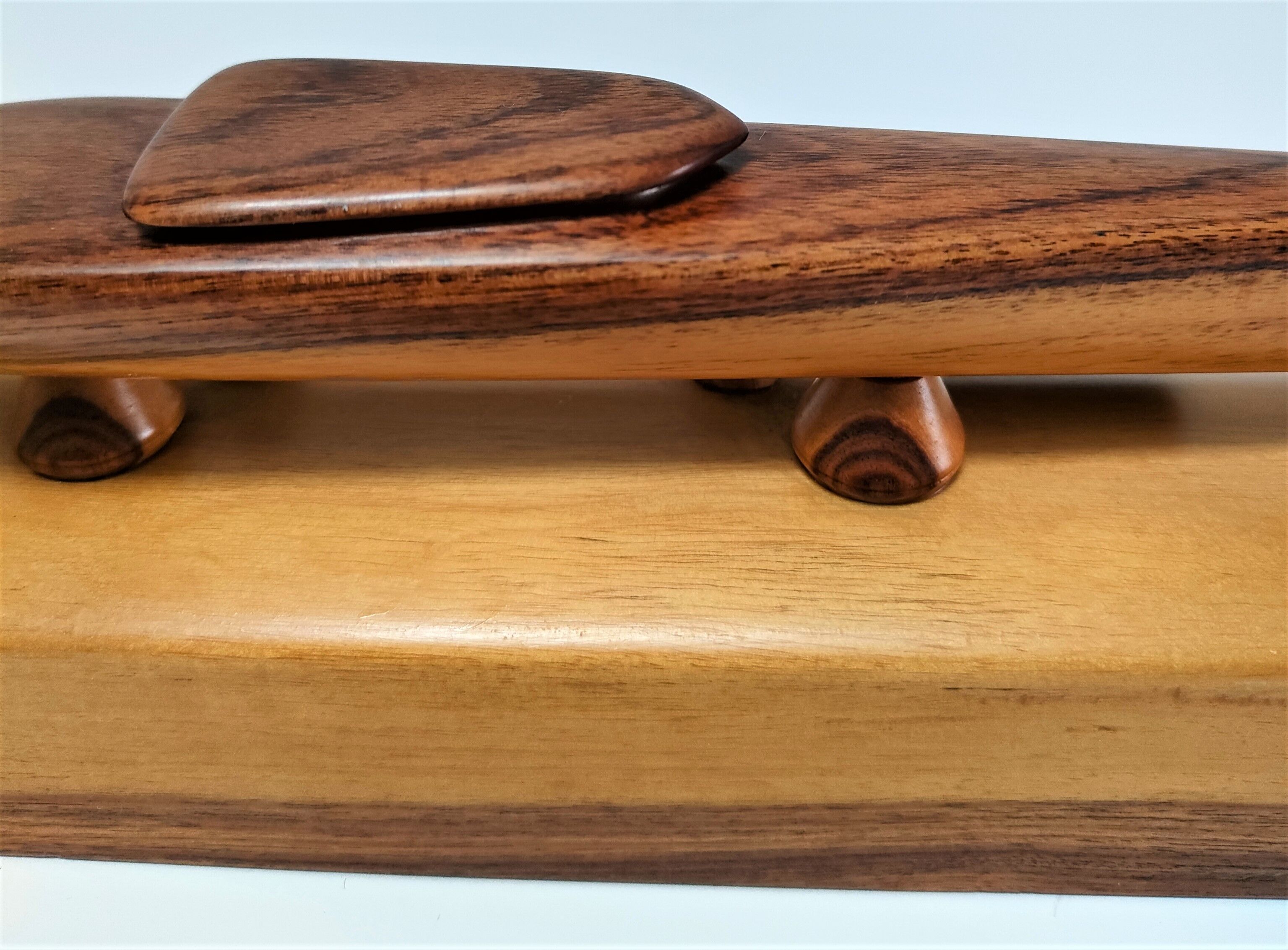 Kayak scale model violet wood