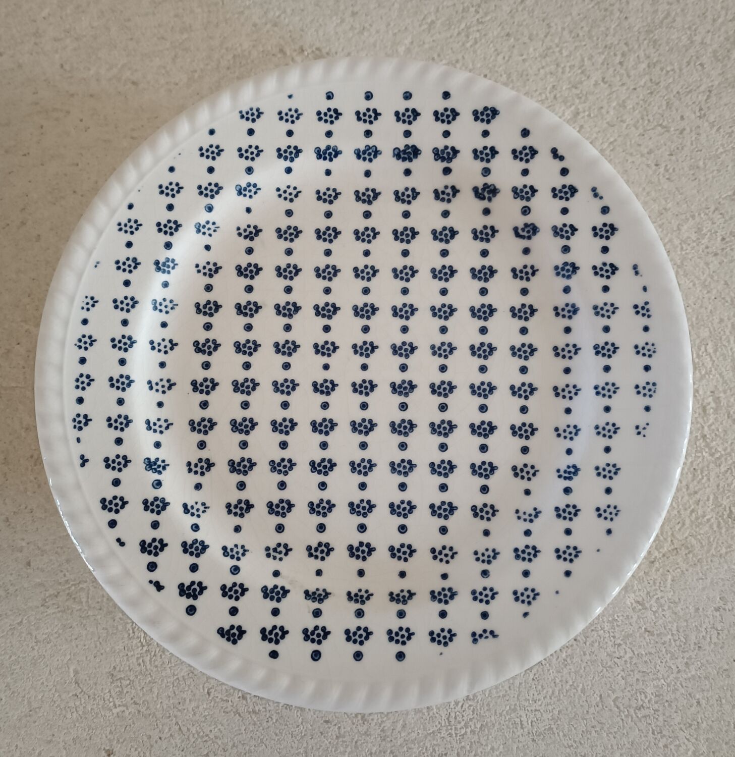 Set of 6 iron earth plates