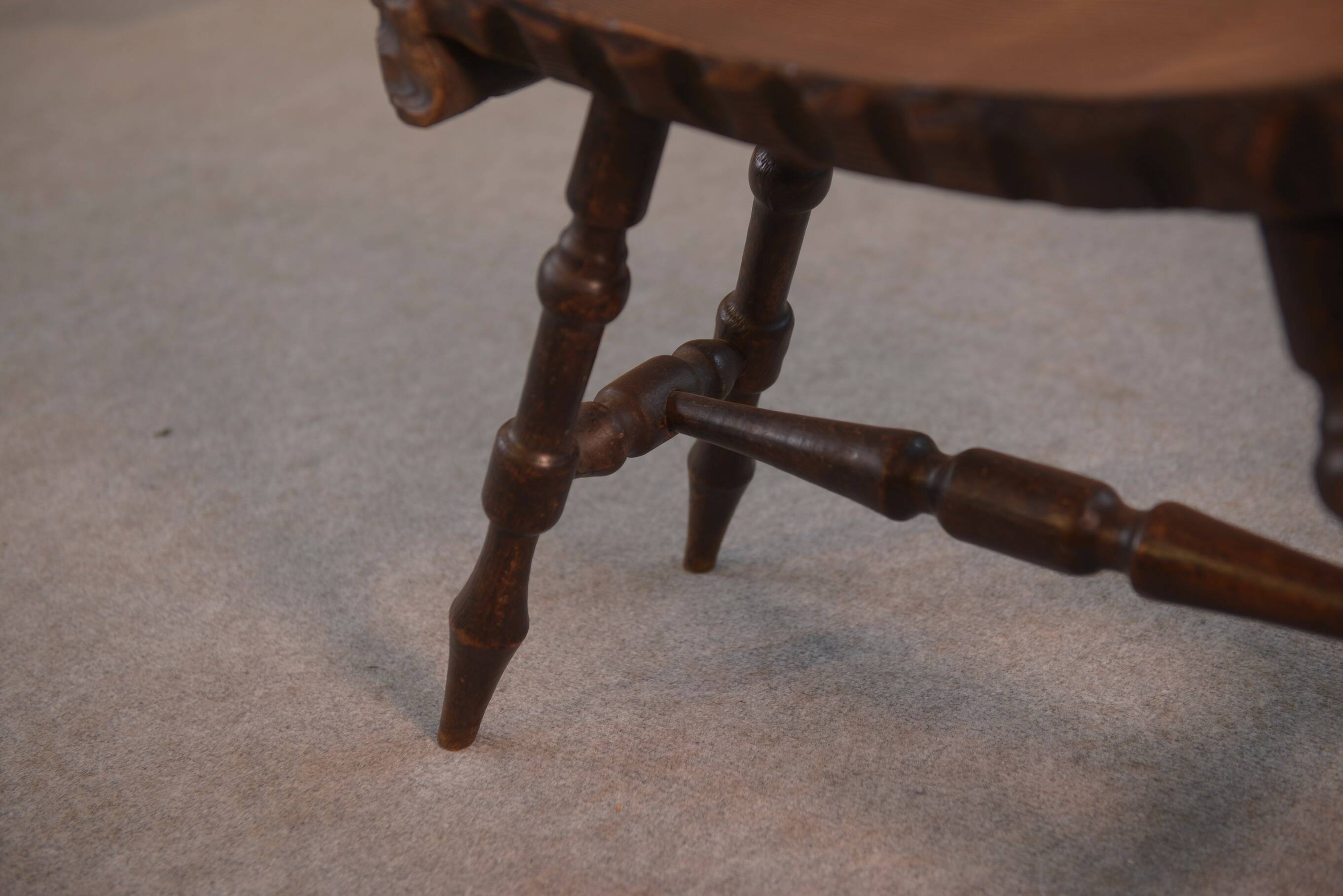 Tabouret rustique en pin 1960