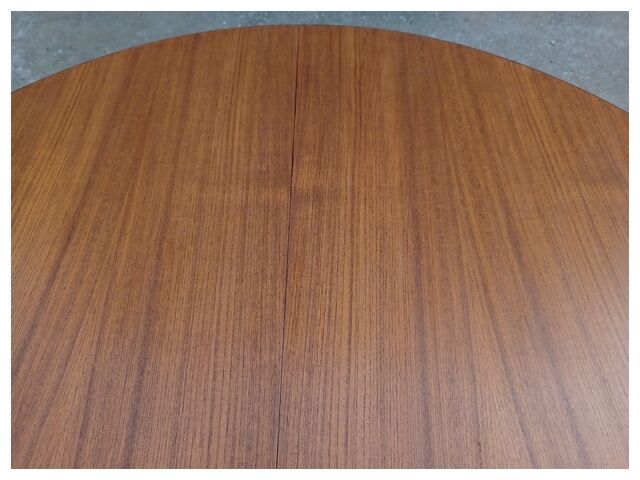 Harry Ostergaard for Randers Mobelfabrik round Danish extendable teak table 1960