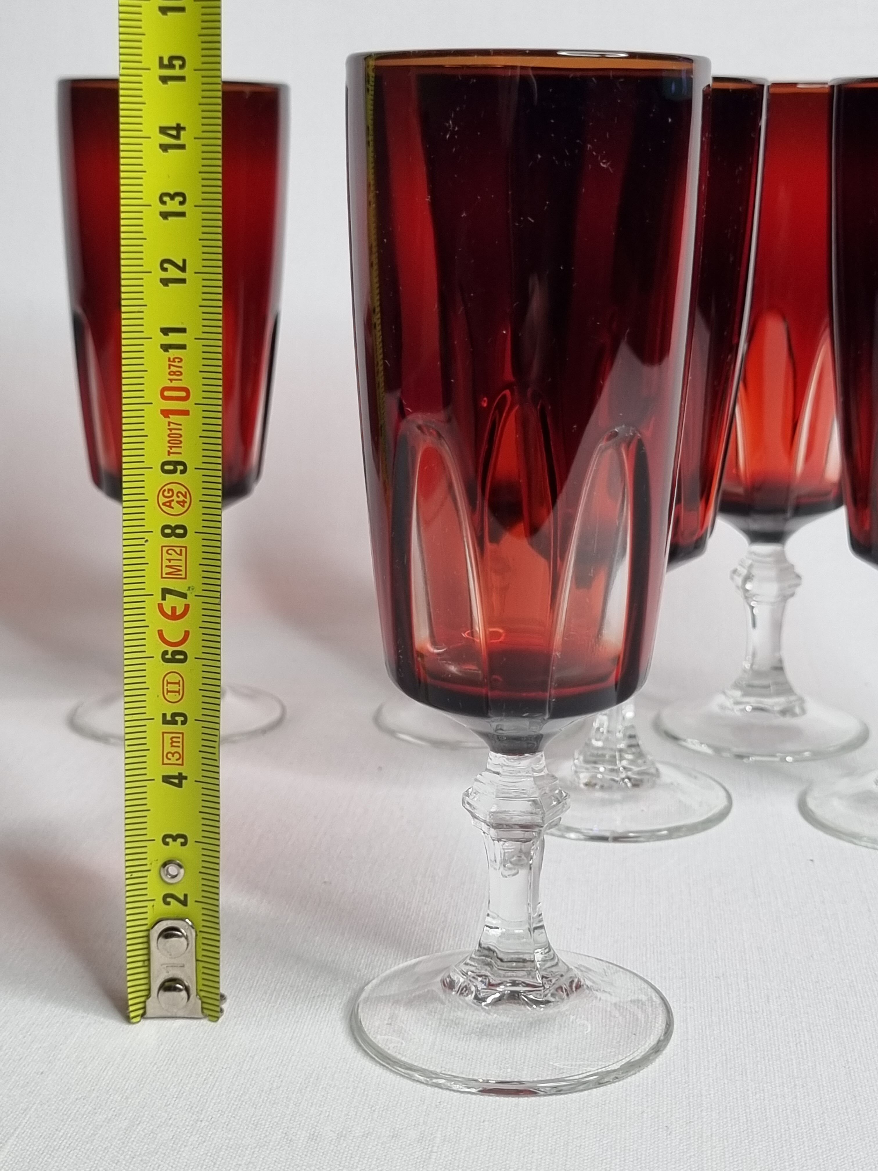 Set of 6 champagne flutes "rubies" luminarc vintage, 70s