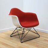 Pair of Arm Chair LAR armchairs, Charles & Ray Eames