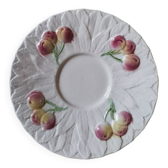 Assiette vintage barbotine feuille et cerise