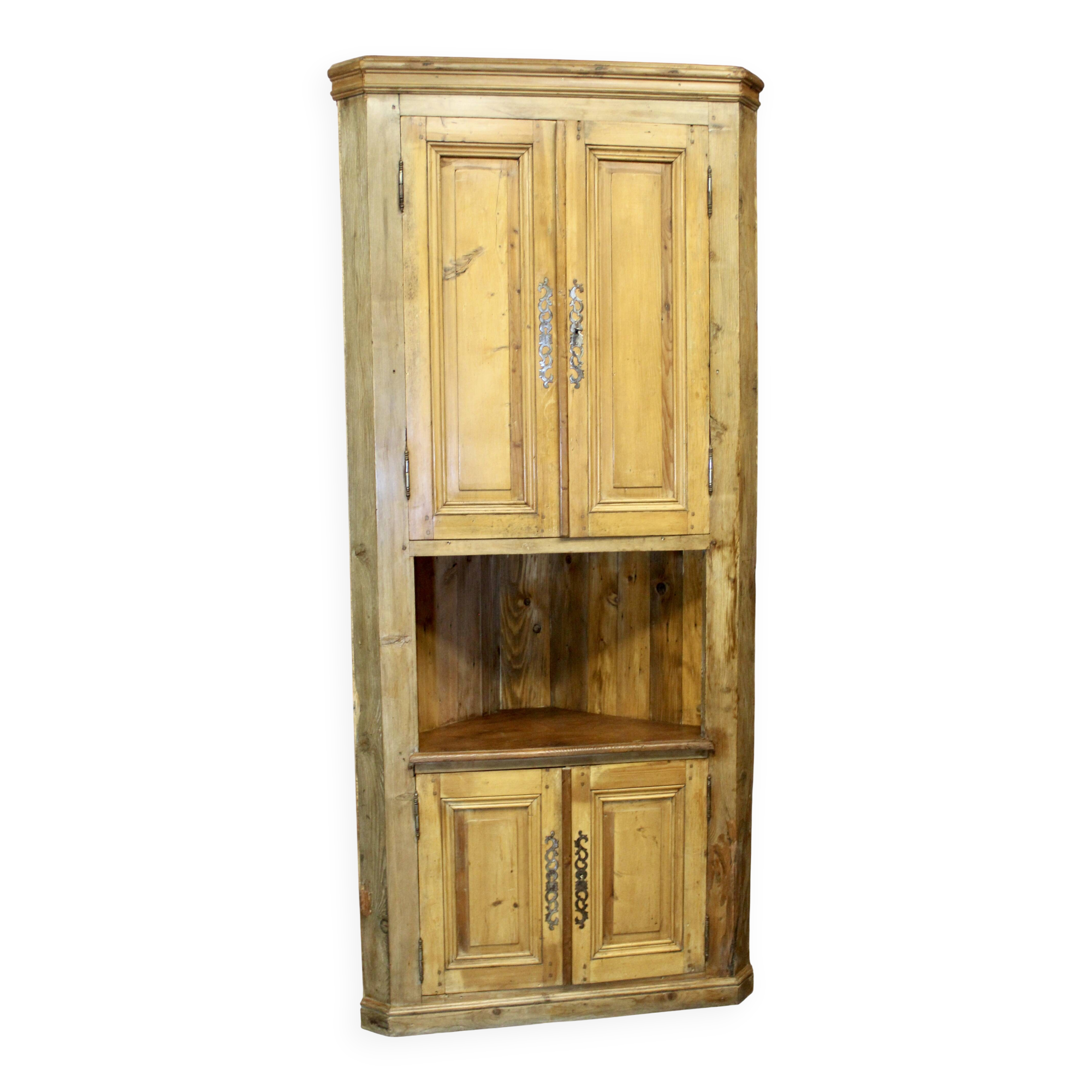 Large corner cabinet with 4 doors