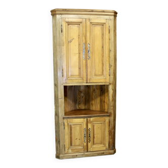 Large corner cabinet with 4 doors