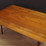 Table basse en teck, design danois, années 1970, production : Danemark