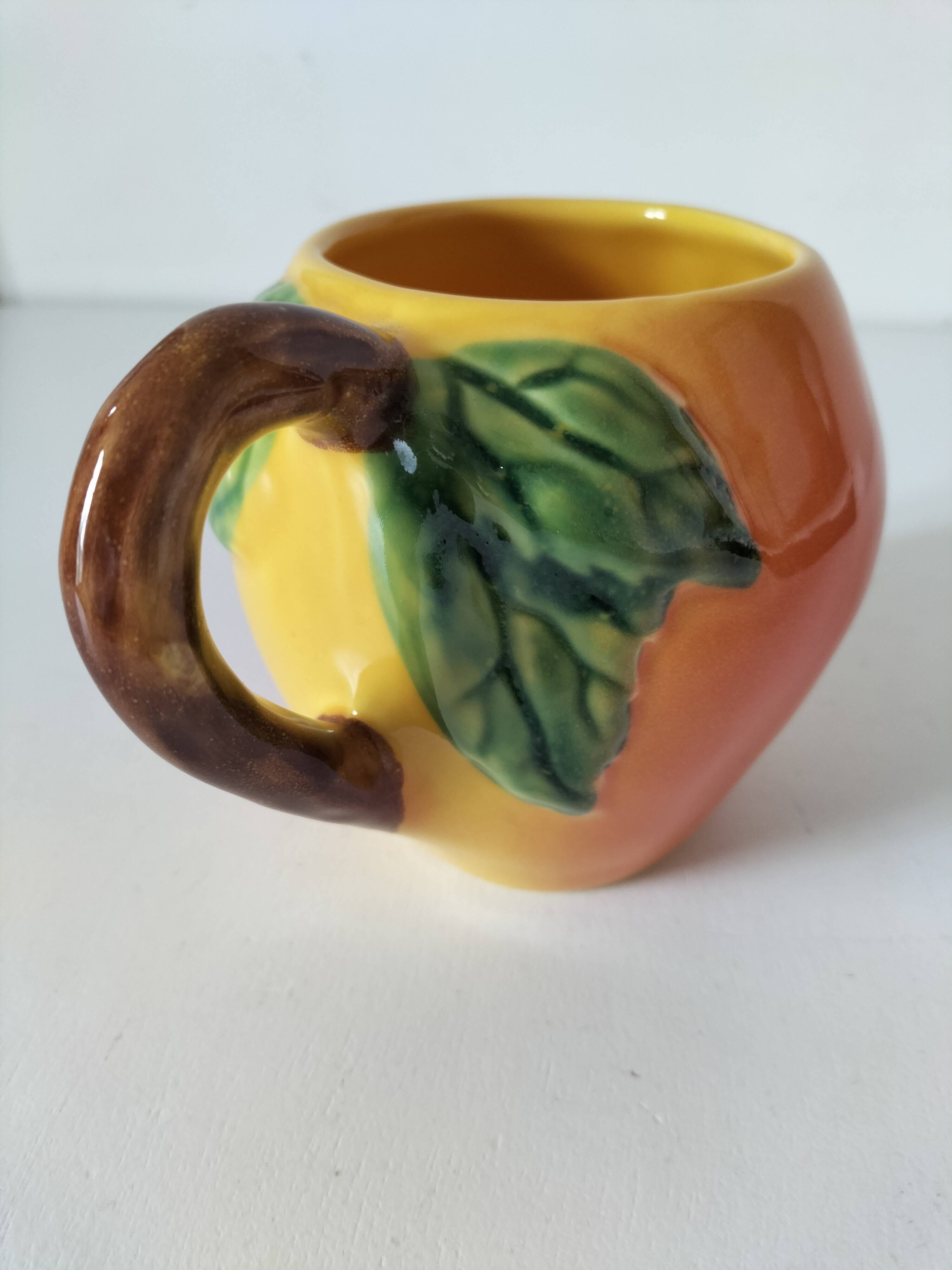 Mug with slip decoration