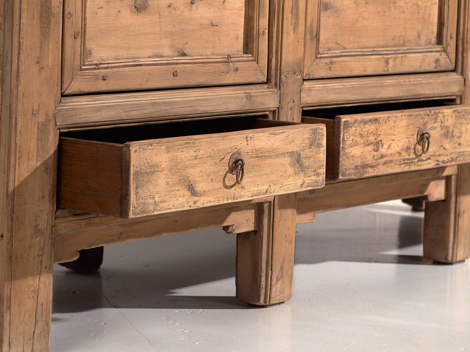Antique Chinese sideboard (c.1900)
