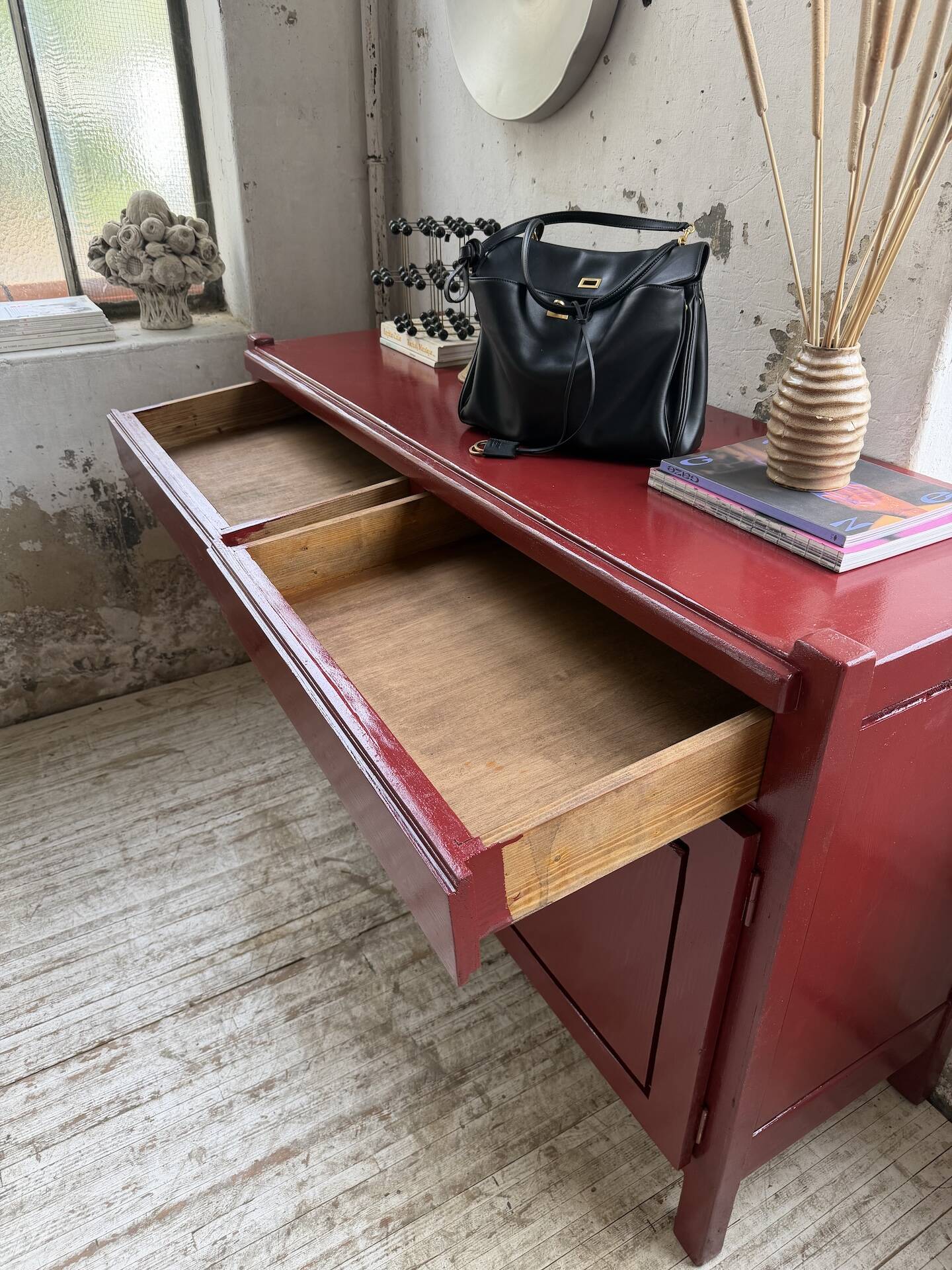 Red lacquered enfilade 1970 160cm