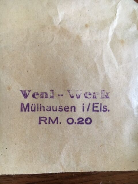 Wardrobe travel 48 h, 1900