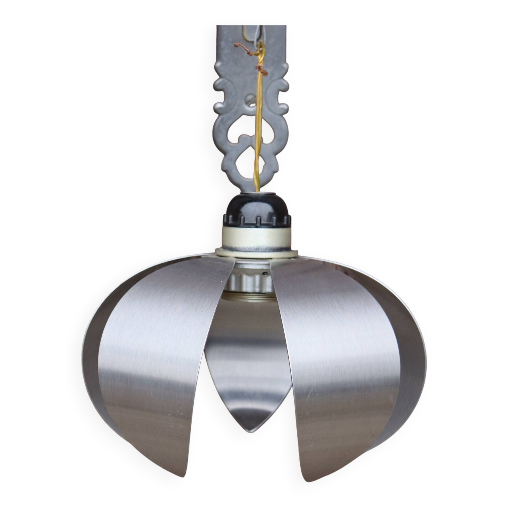 Vintage brushed metal flower-shaped pendant light