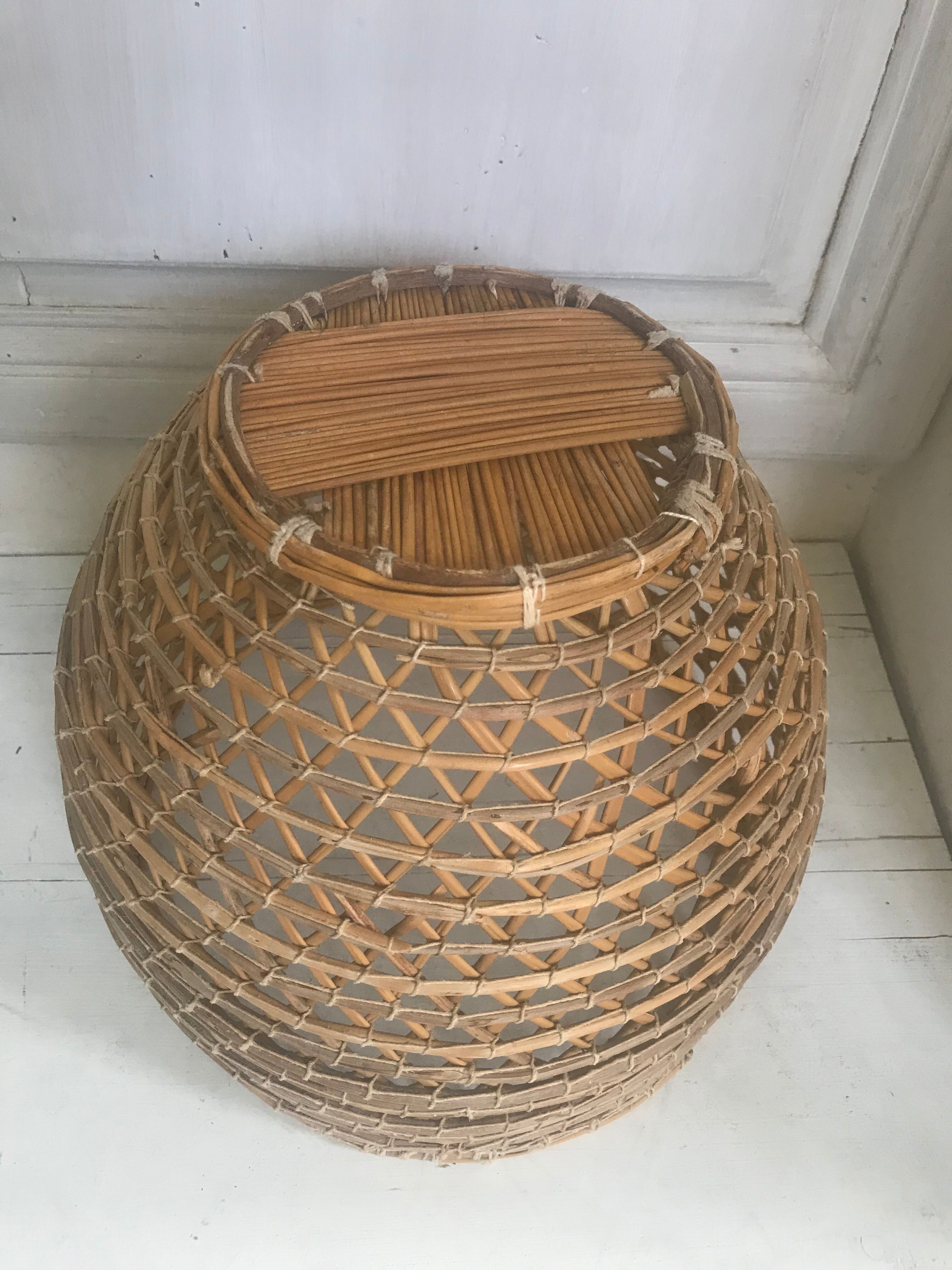 Rattan pot-pot