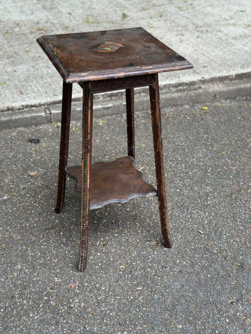 Art Nouveau or neoclassical side table from the late 19th century.