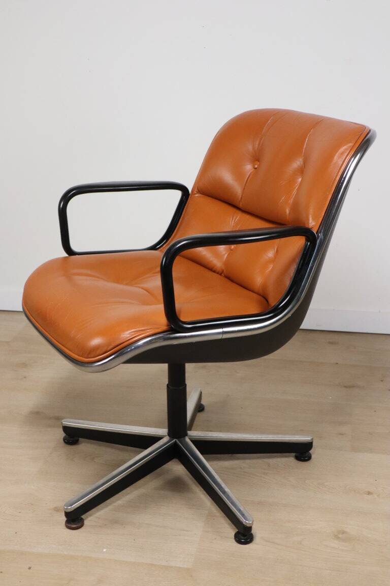 Charles Pollock leather office chair, Knoll edition, 1970