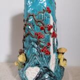 Vase Characters in relief