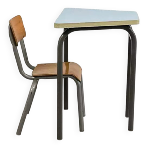 Ancien bureau d'écolier