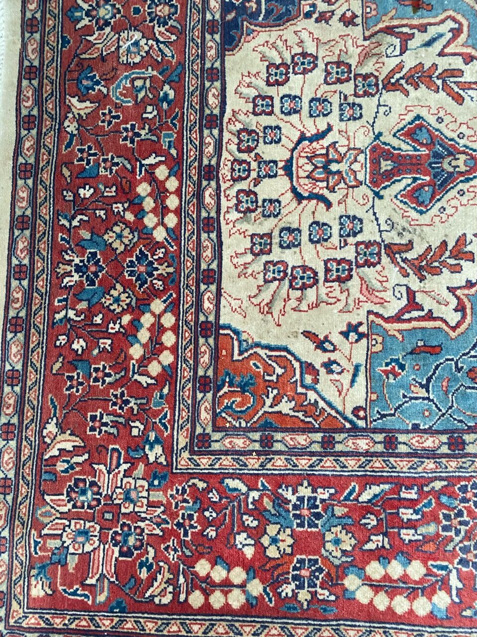 Sino Isfahan handmade carpet 134x208 cm