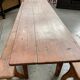 Table de brasserie et ses 2 bancs