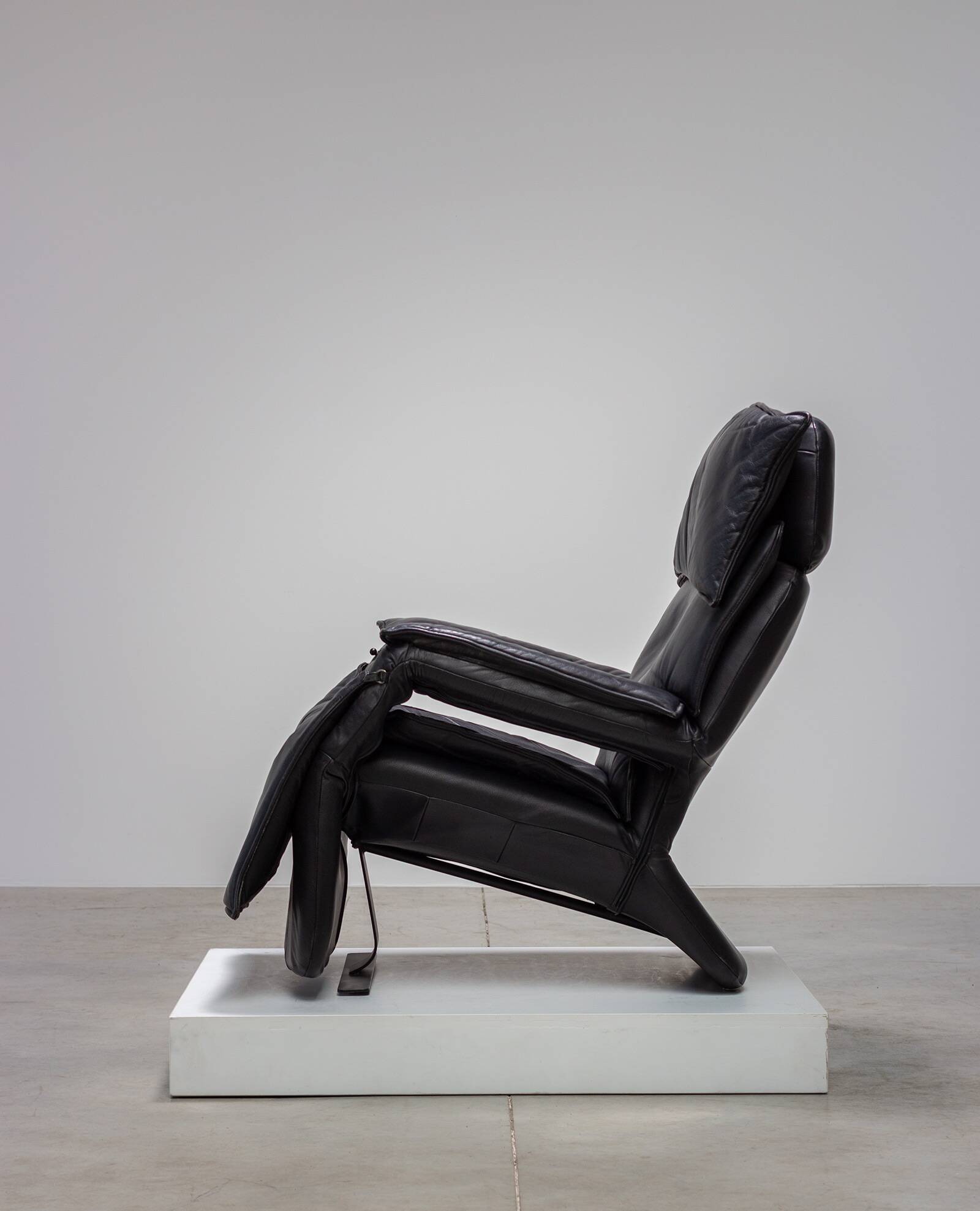 Brazilian Modern Reclining Chair “Pony” by Percival Lafer, 1980s