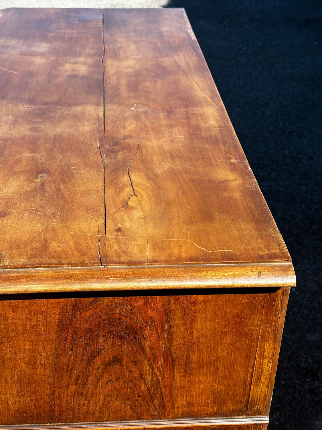 Antique drop-leaf secretary in walnut – Louis-Philippe period (19th century)