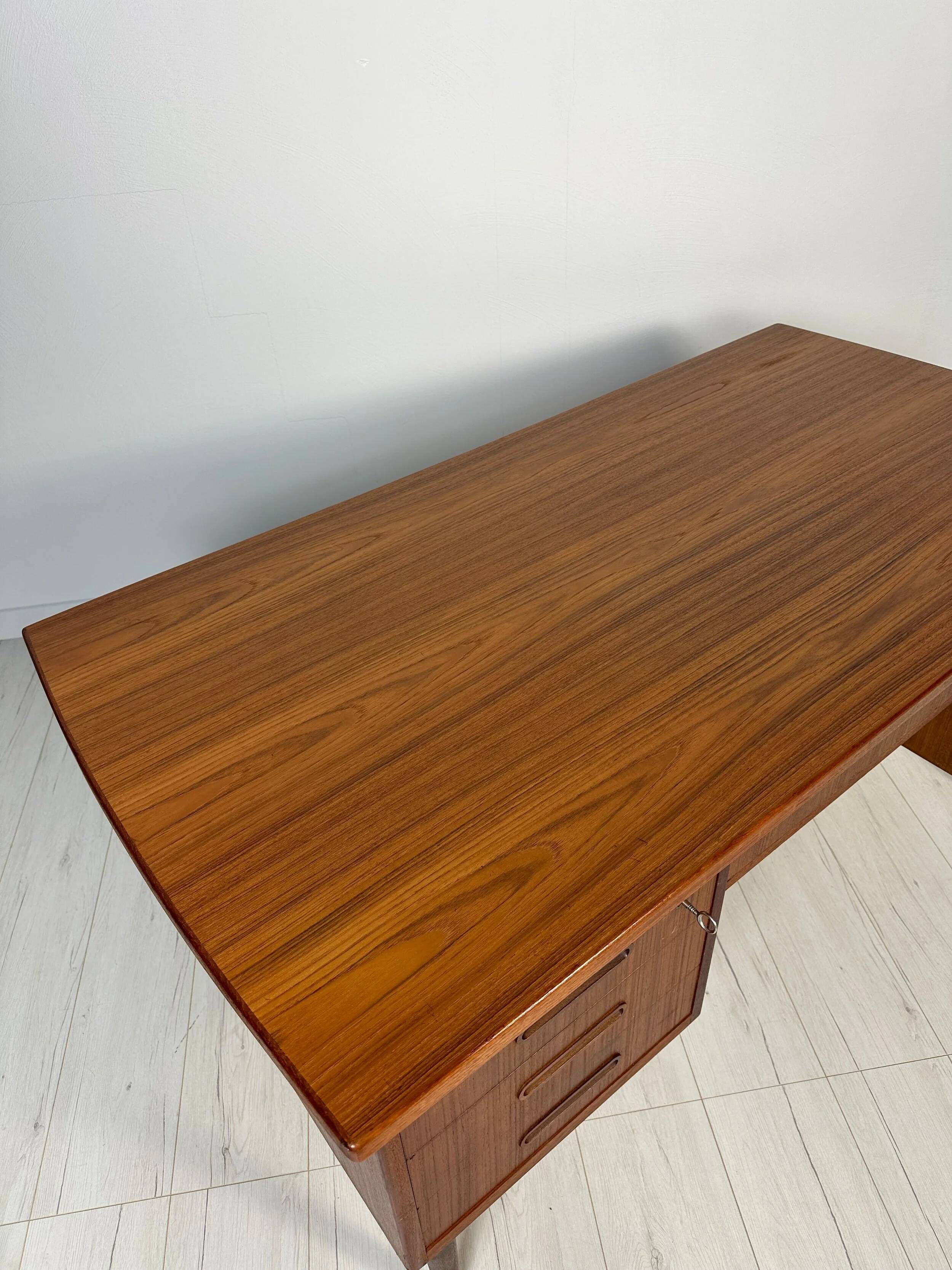 1960s Vintage Scandinavian Mid-Century Teak Writing Desk