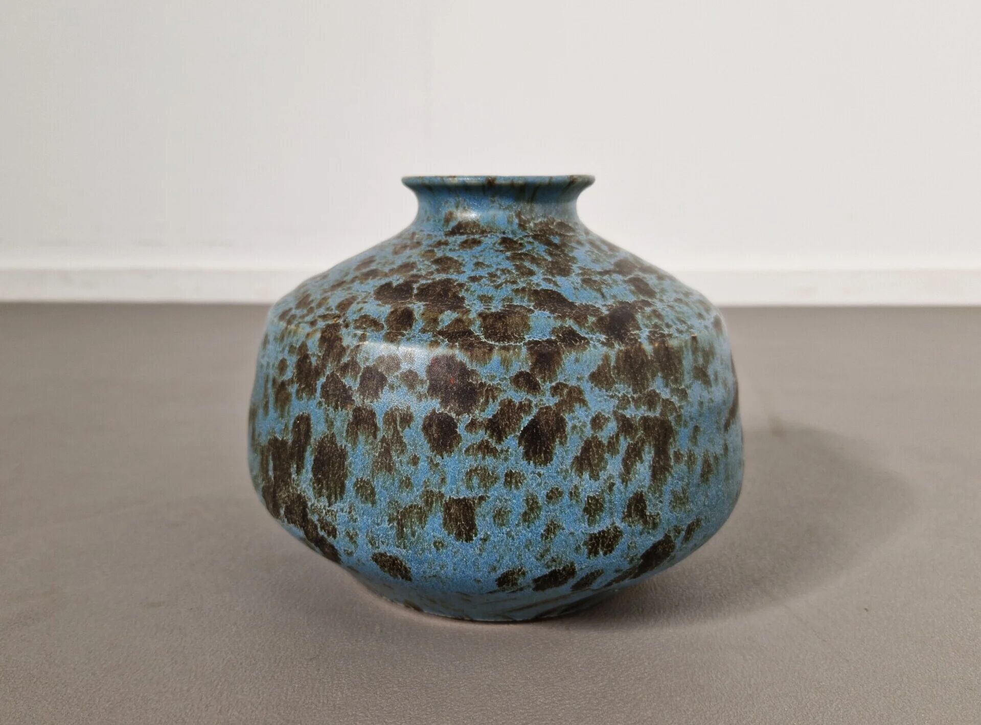 Rodolfo Gonzalez Mele vase | 1970s