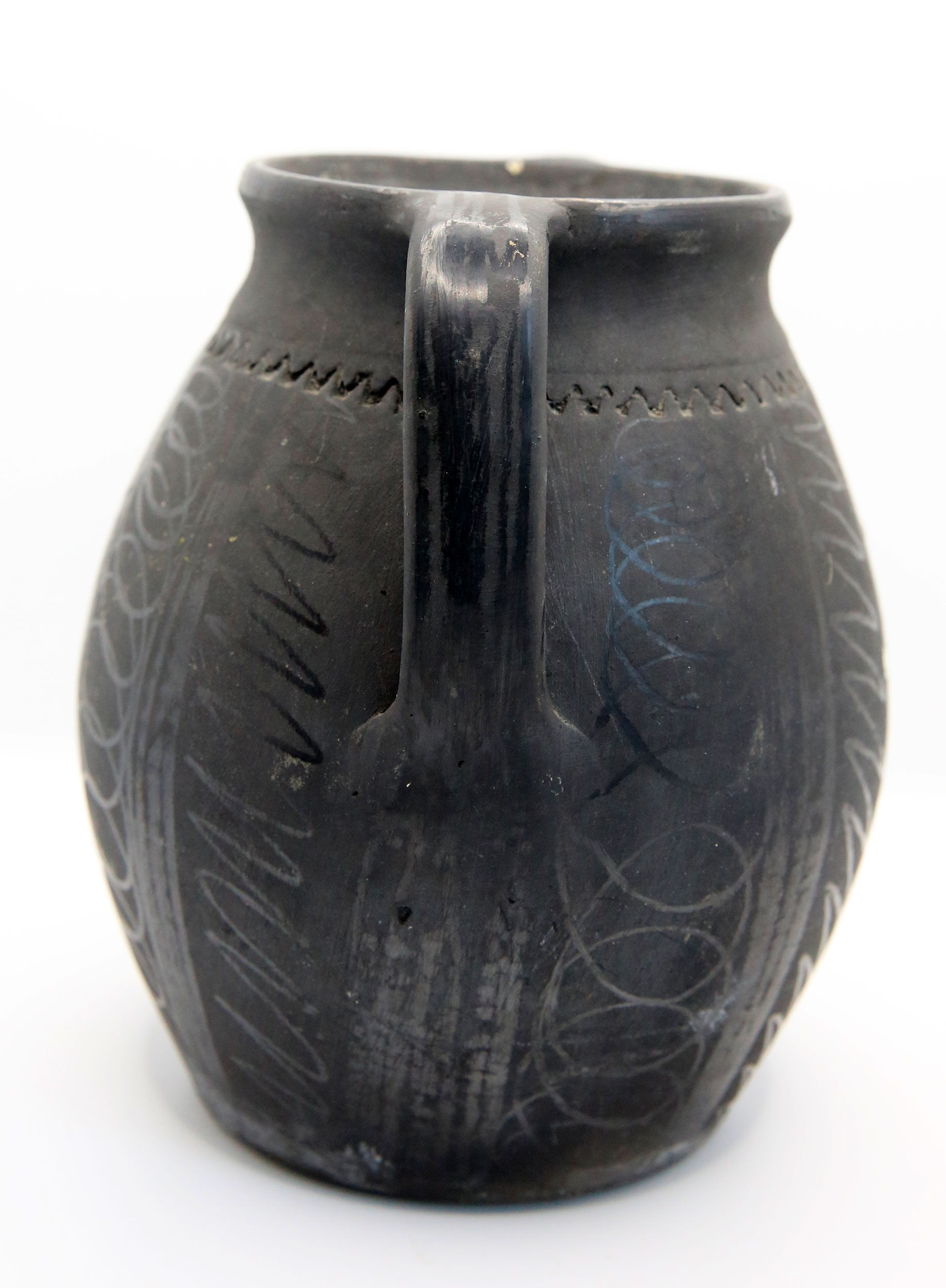 Black ceramic pot with double handle of Romanian craftsmanship