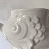 Zoomorphic fish pot cover in slip