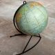Ancien globe terrestre mappemonde Girard et Barrère