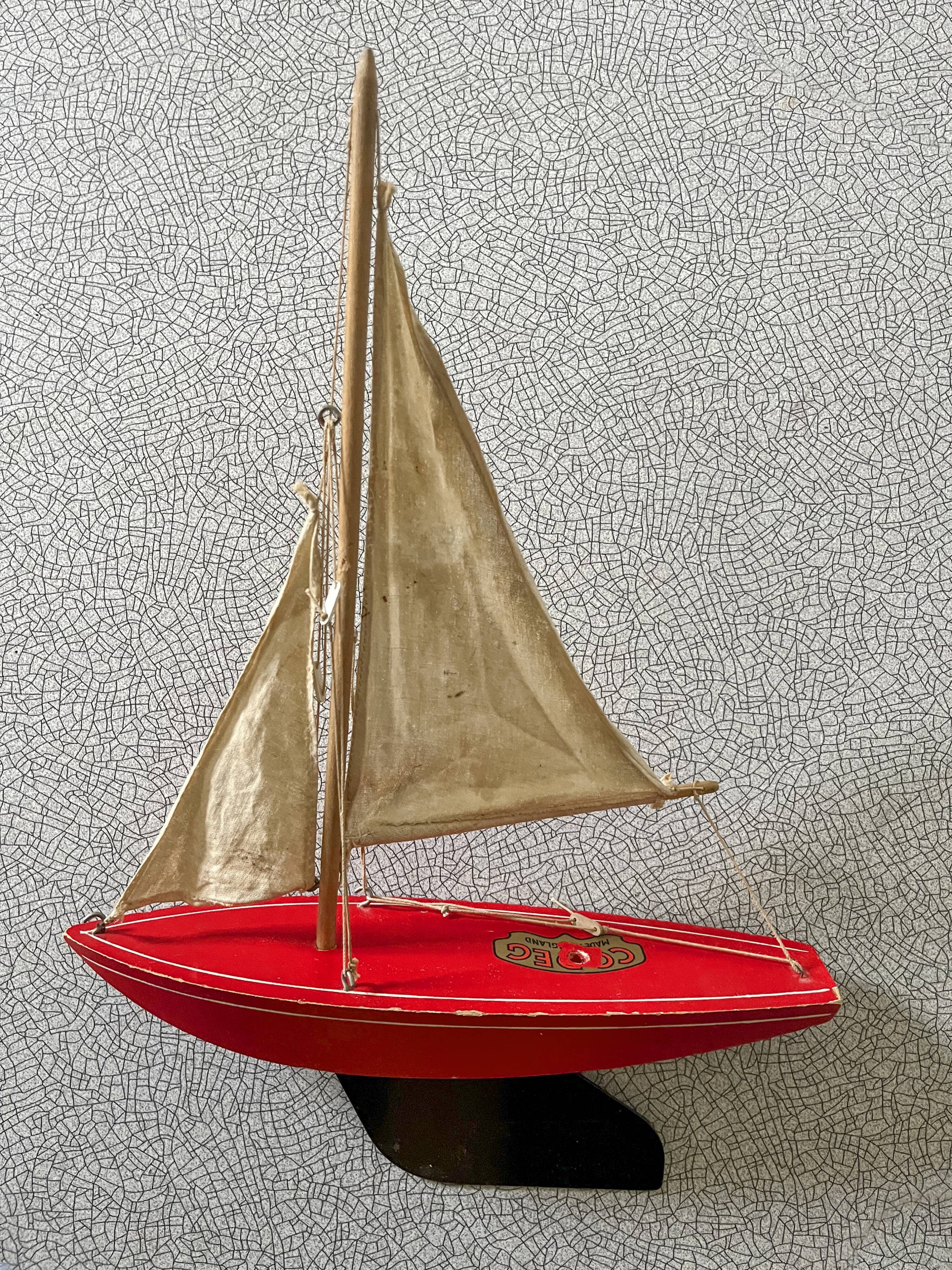 English basin sailboat codeg red, 50s-60s
