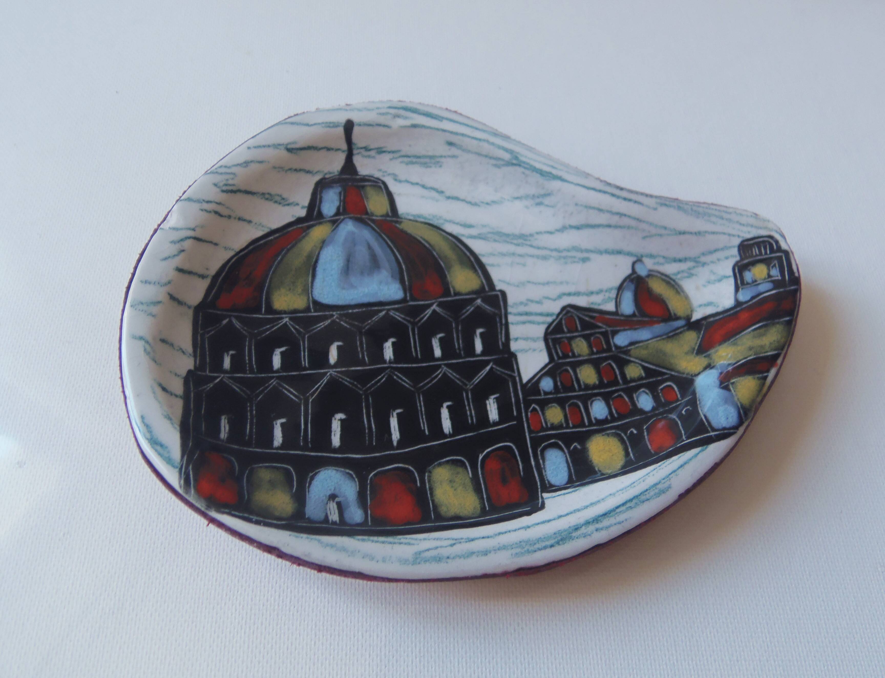 Vintage 1960s ceramic dish / catchall.