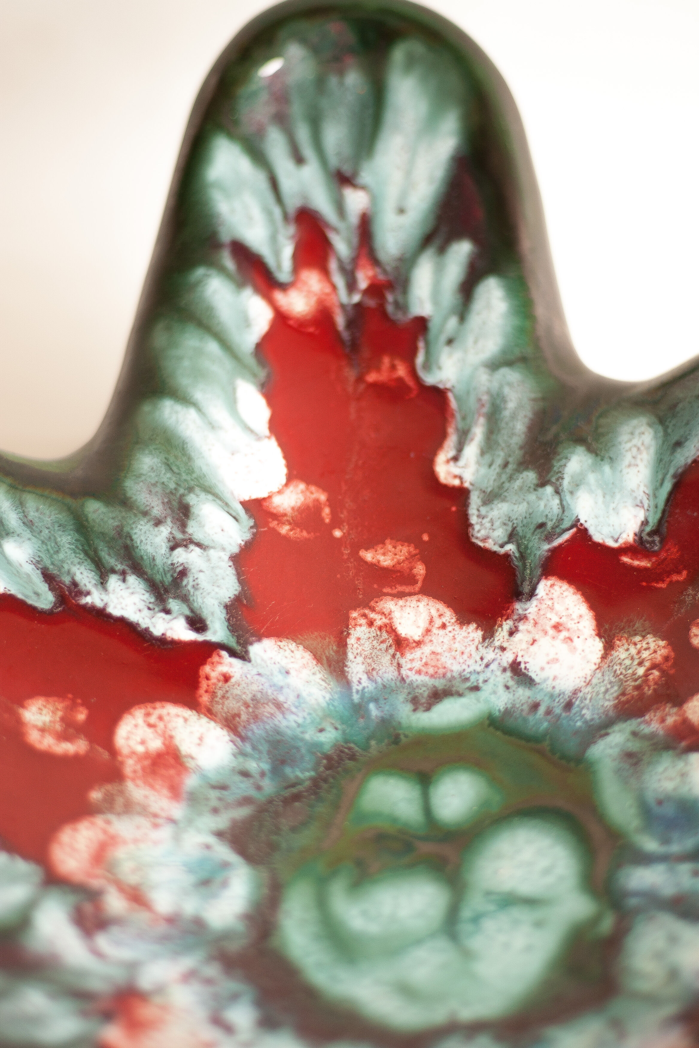 Flat ceramic Longwy Tourmalines, Made in France