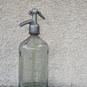 Siphon en verre transparent, fond très épais et bouchon en  métal