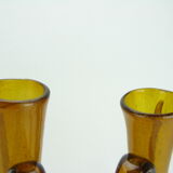 Rare pair of blown pitcher, with trace of pontil. Amber and bubbled glass. The beaks are very thin. 2
