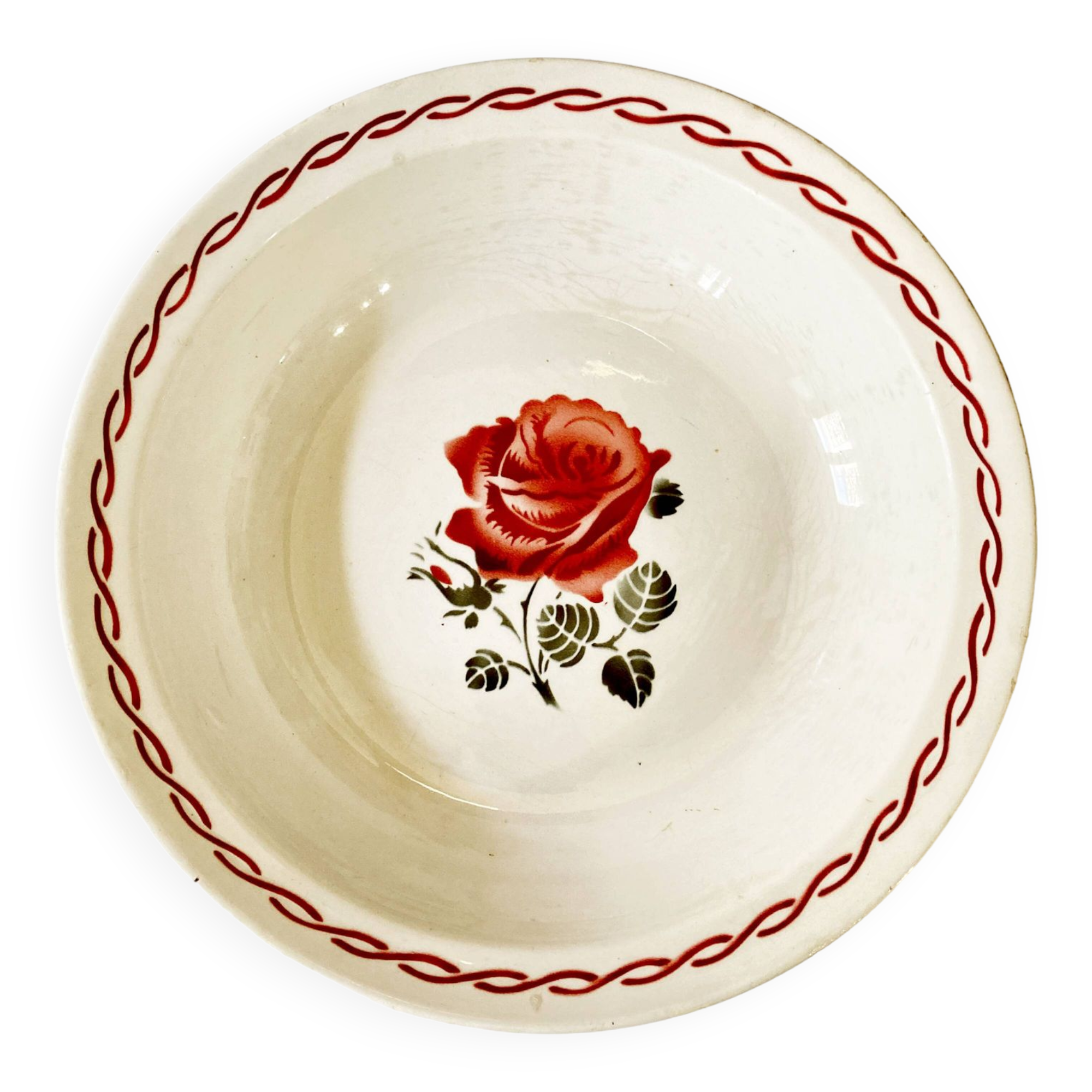 Dish with rose decoration