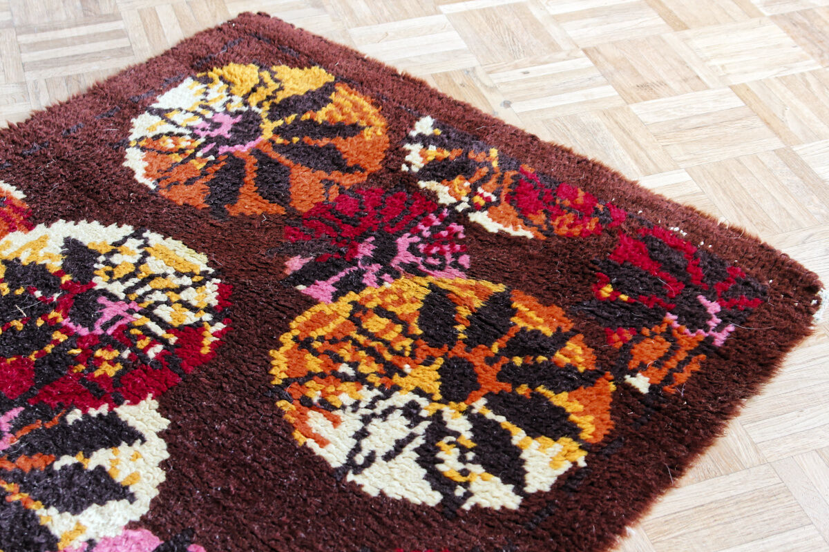 Vintage rugs 70s