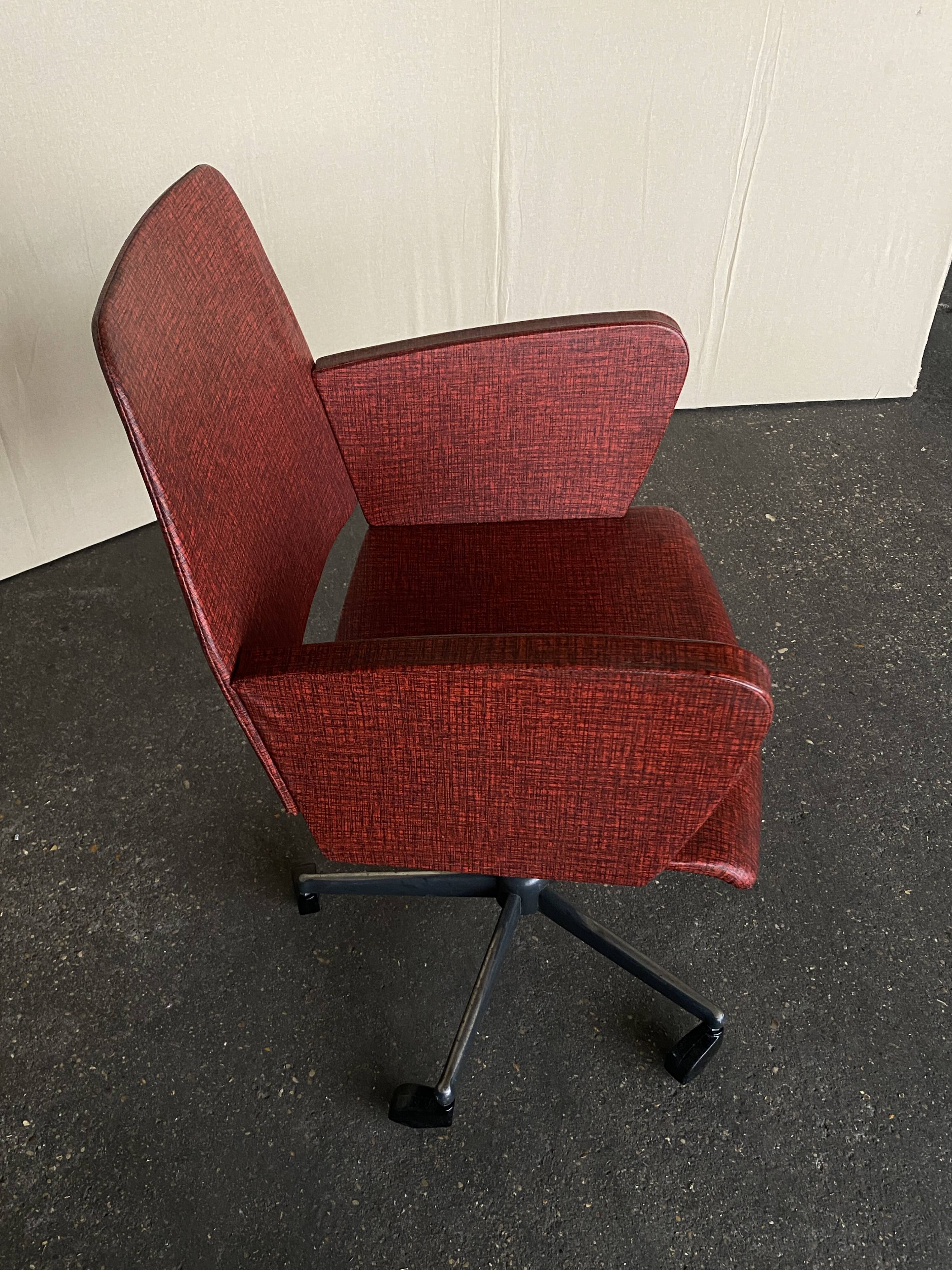 Vintage adjustable office chair – red faux leather, 1960-70s