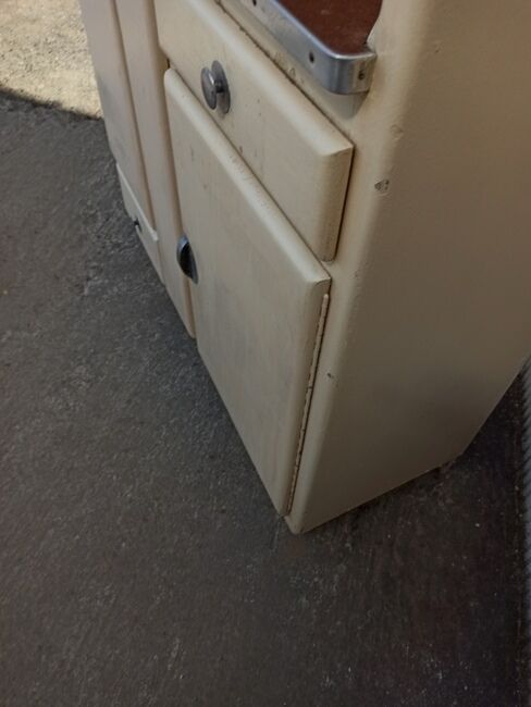 Buffet Mado, vintage