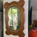 Polymorphic mirror in vintage wood