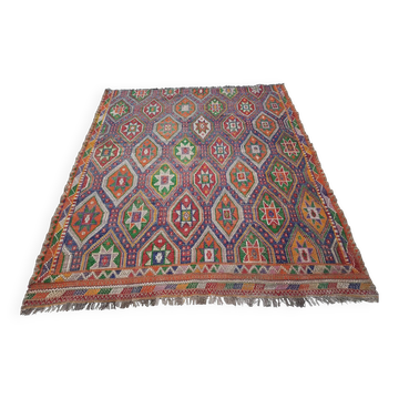 Vintage Turkish kilim, handwoven, 186x227 cm.