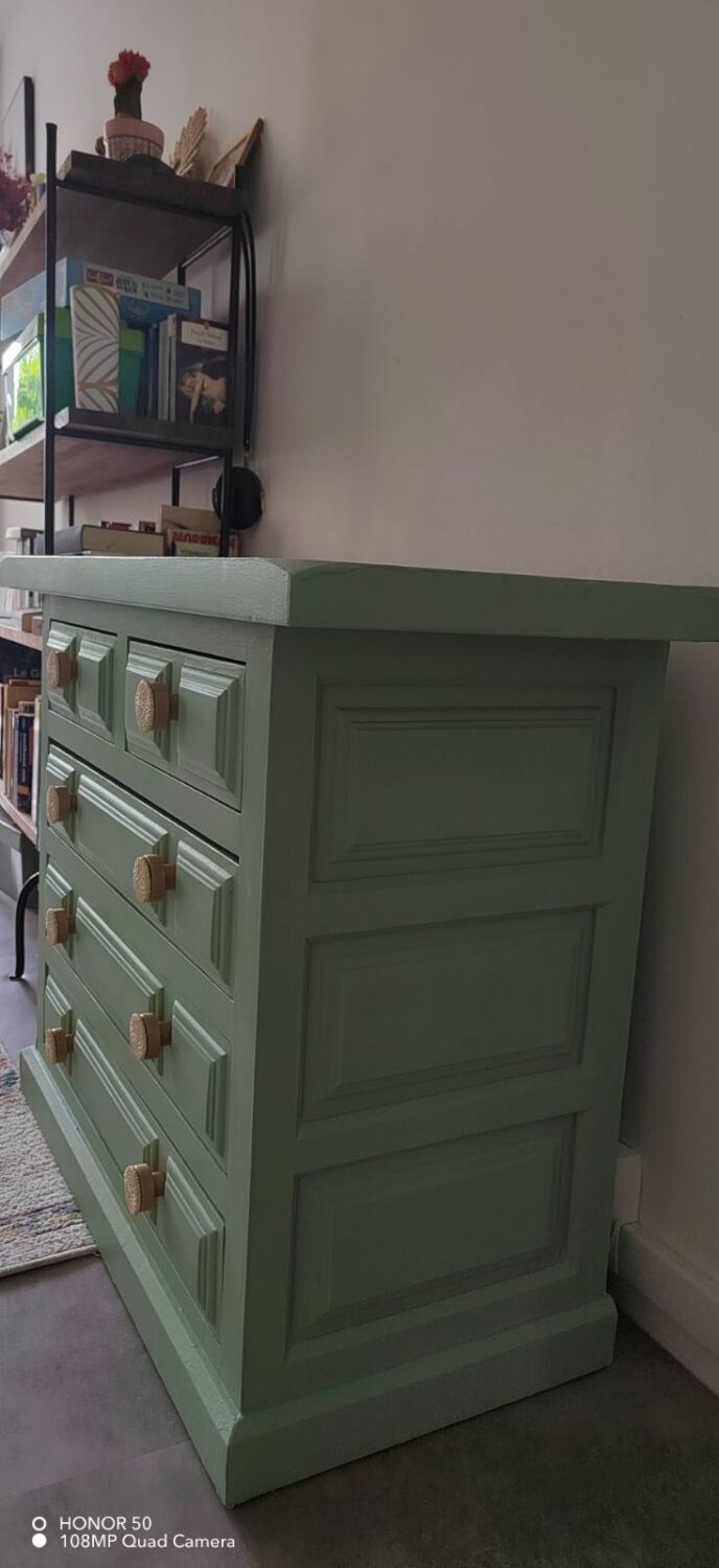 Dresser