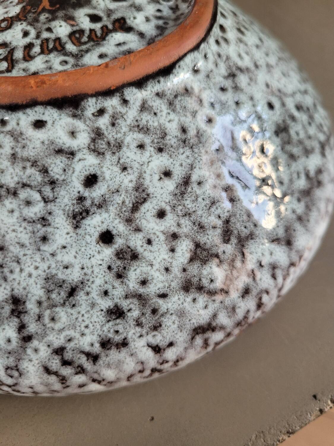 Glazed ceramic bowl signed Hôpital Cantonal Genève 1969