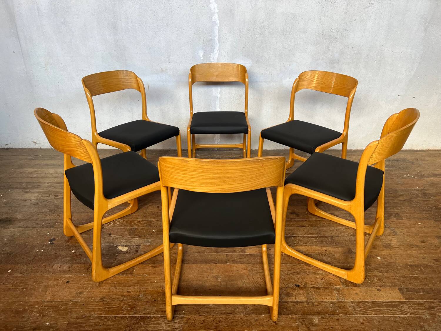 Set of 6 vintage bentwood sleigh chairs by Baumann - 1960s