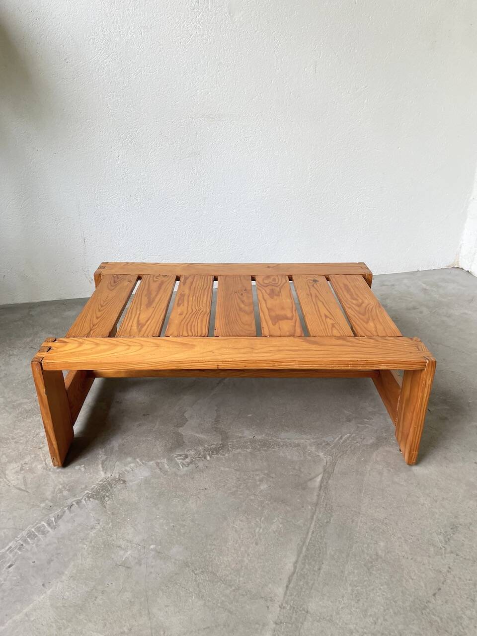 70s pine table regain