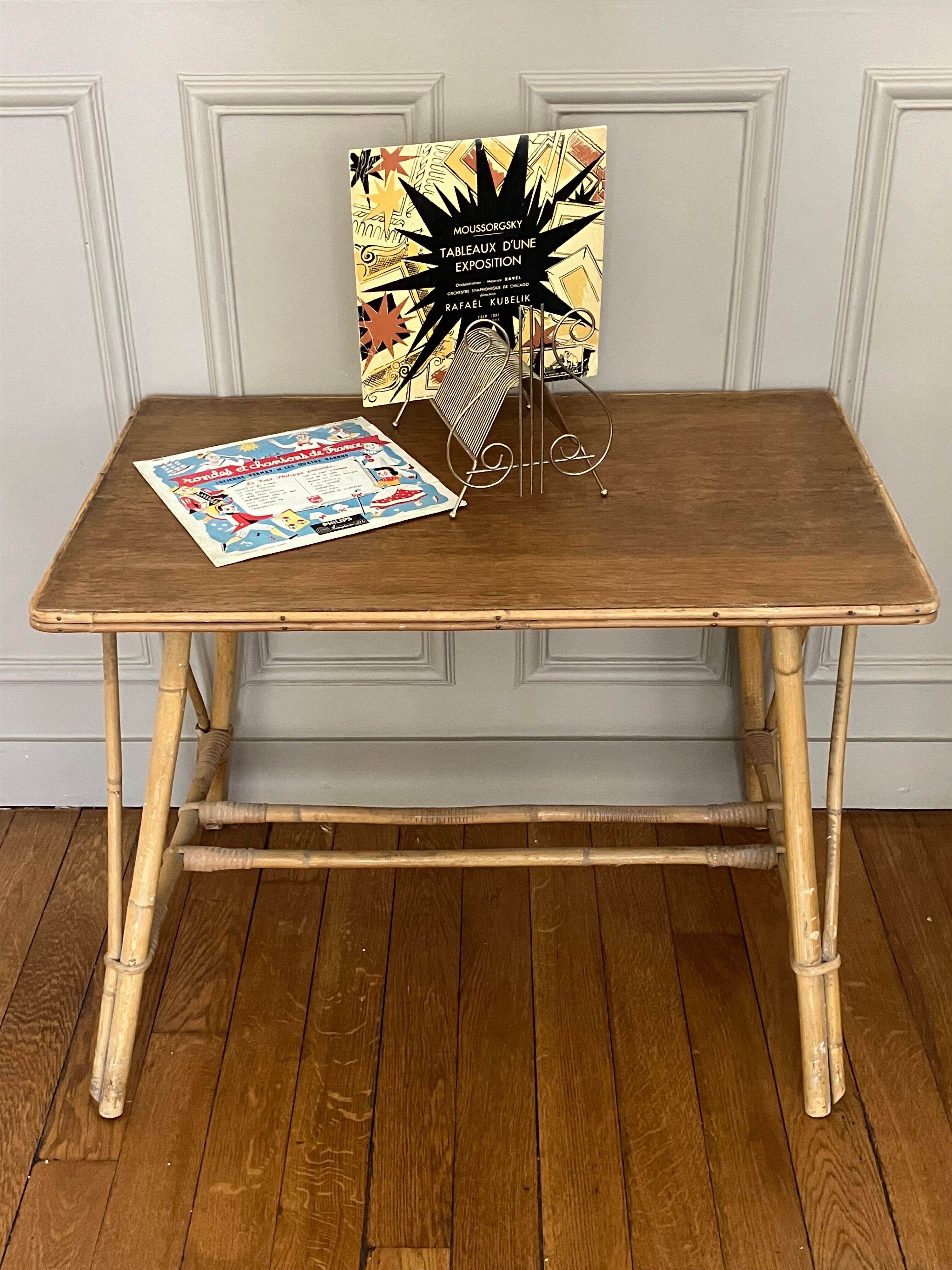 Vintage rattan table / dessert