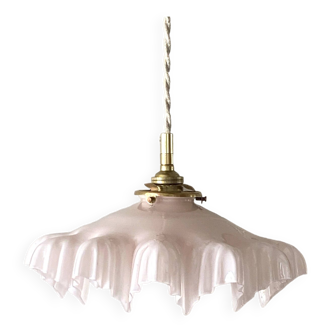 “Frou frou” pendant light