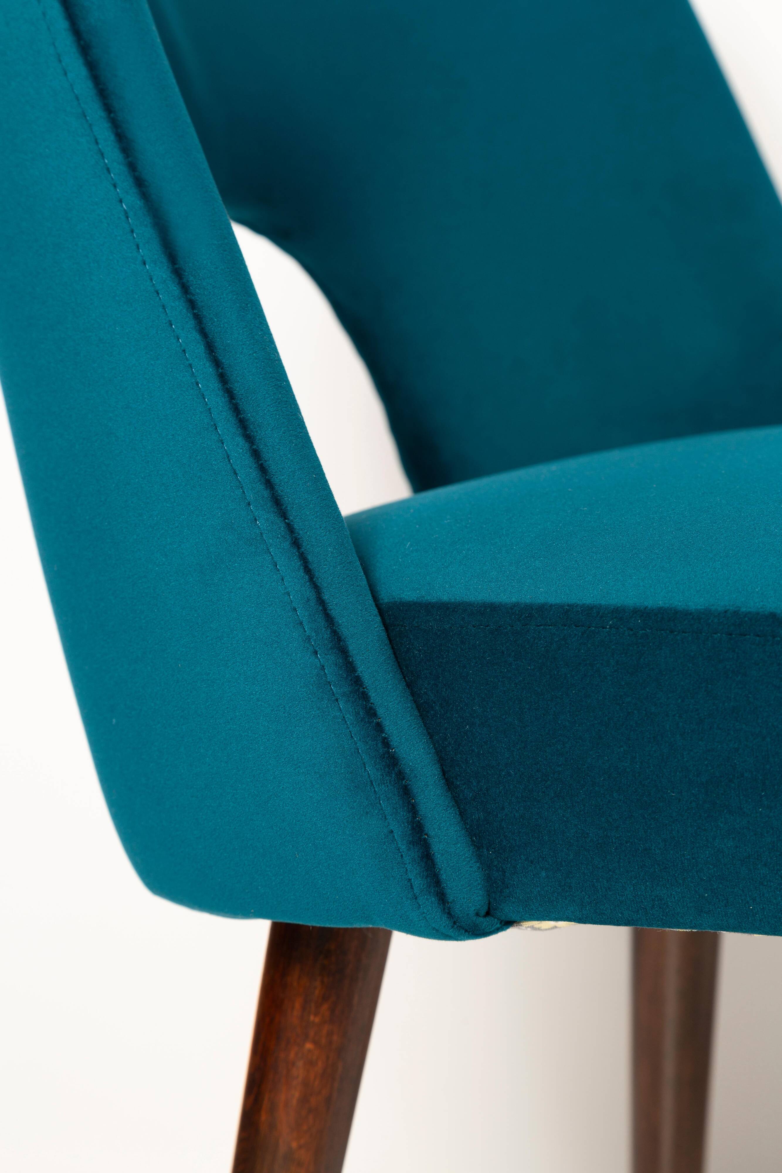 Chaise 'Shell' en Velours Vert Émeraude Milieu du Siècle, Europe, 1960s