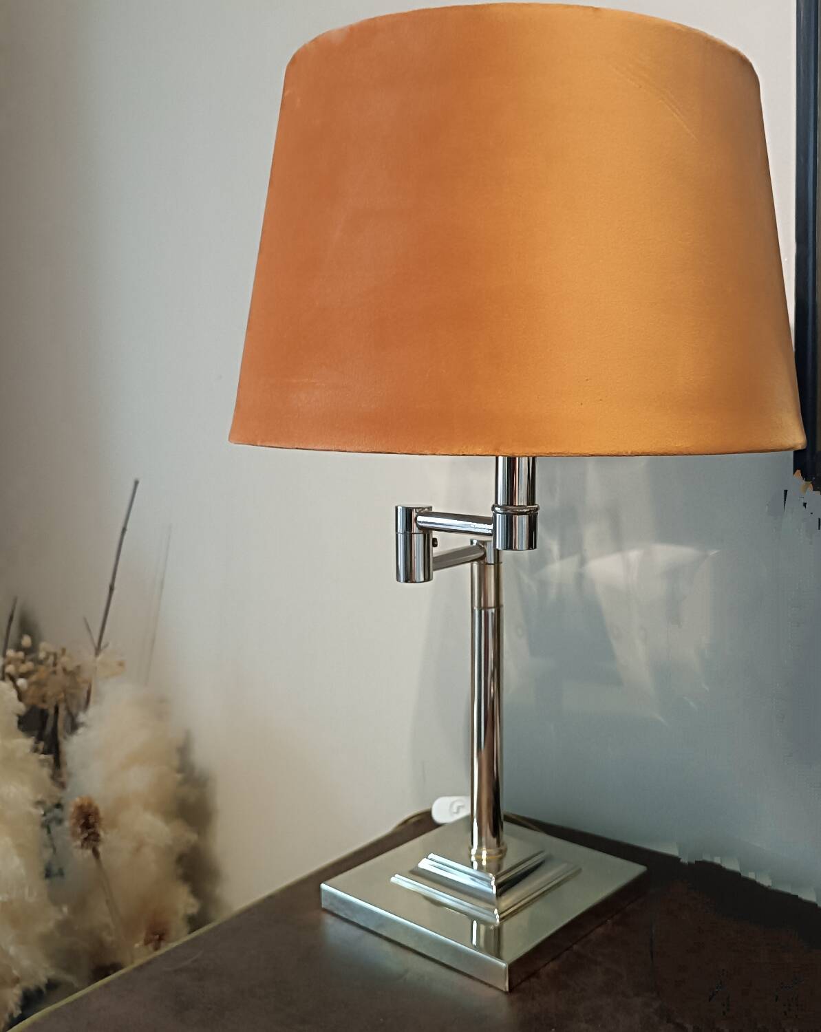 BRASS LIVING ROOM LAMP